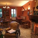 Domaine De Fondain Bed & Breakfast 4*