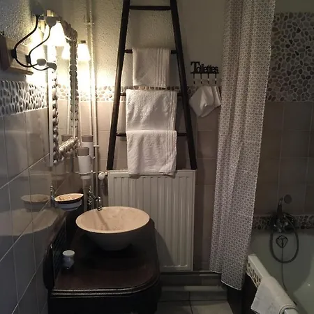 Domaine De Fondain 4*