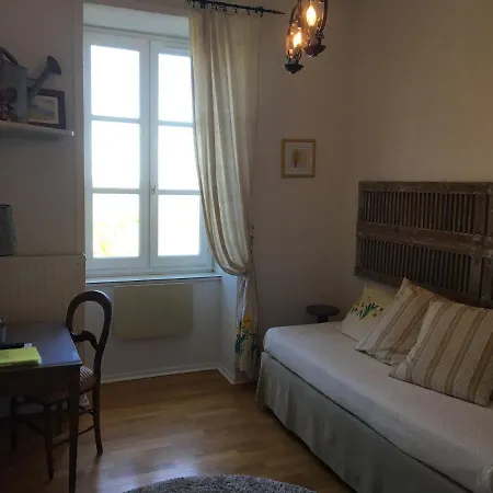Domaine De Fondain 4*