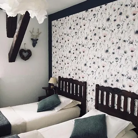 Domaine De Fondain فندق مبيت وإفطار 3*